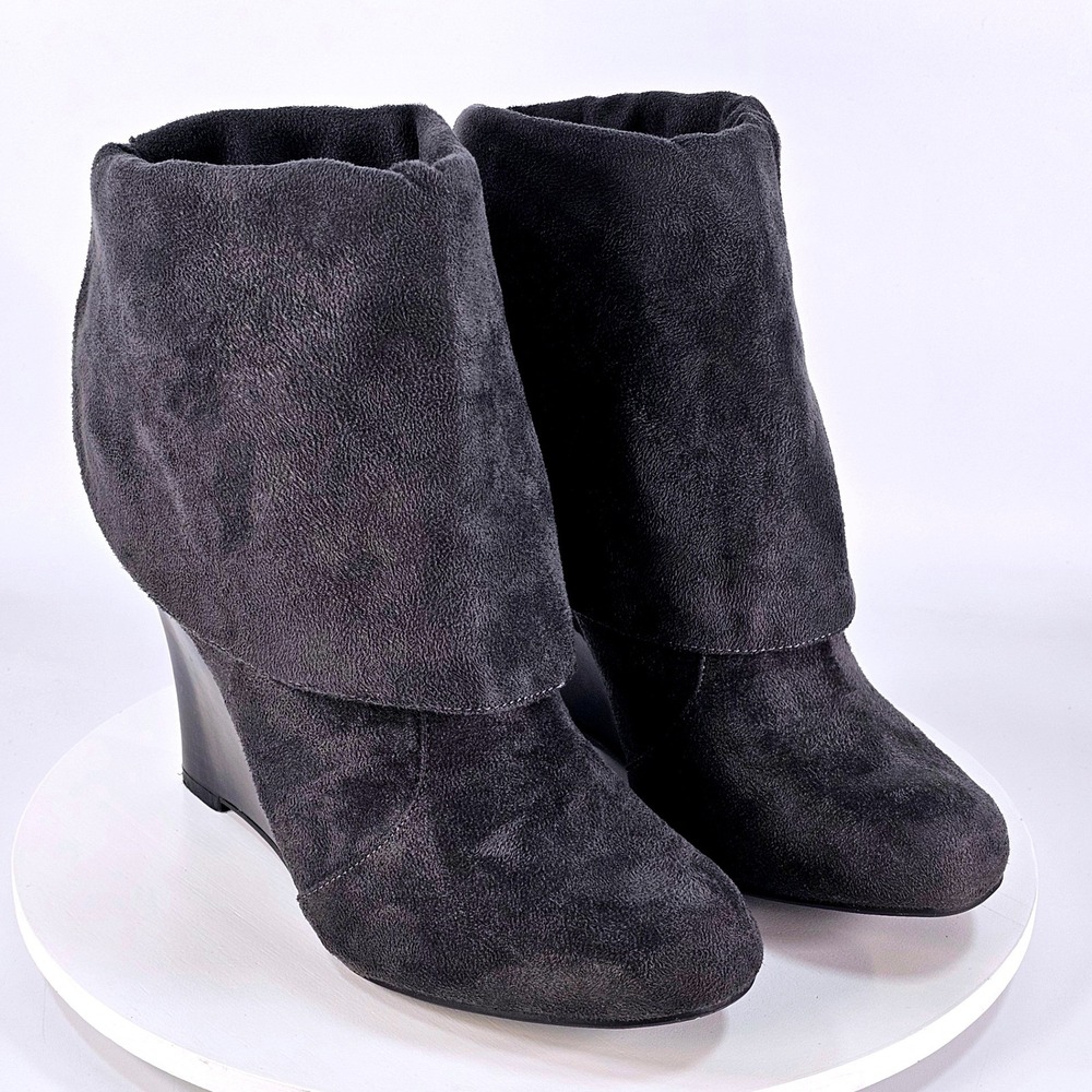 Bamboo Gray Faux Suede Fold Over Wedge Ankle Booties Size 9 Round Toe Bootie
